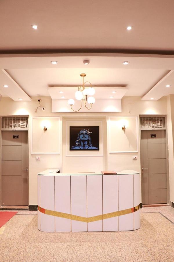 Amrit Hotel New Delhi Exterior photo